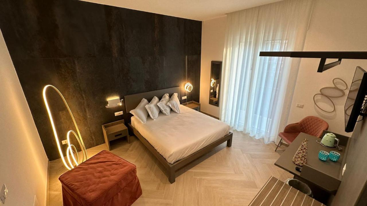 Patriziella 4 Rooms ซอร์เรนโต ภายนอก รูปภาพ