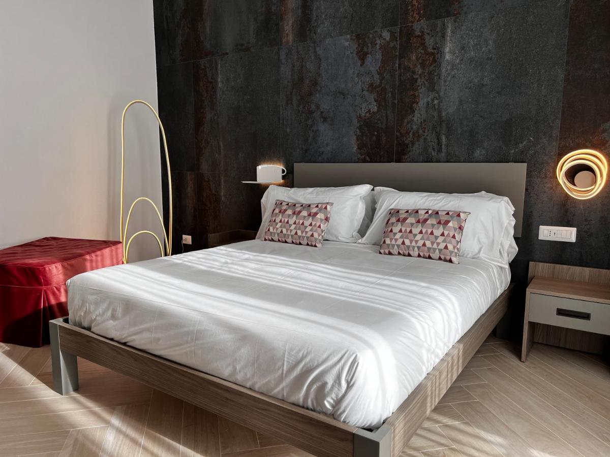 Patriziella 4 Rooms ซอร์เรนโต ภายนอก รูปภาพ